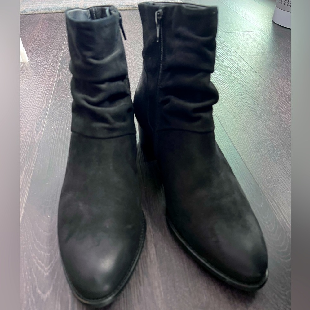 Paul Green Women's Nubuck Leather Slouch Block-Heel Bootie in Black US size 10.5
